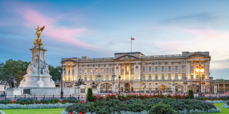 Luxury Adventures: Royal London Calls!