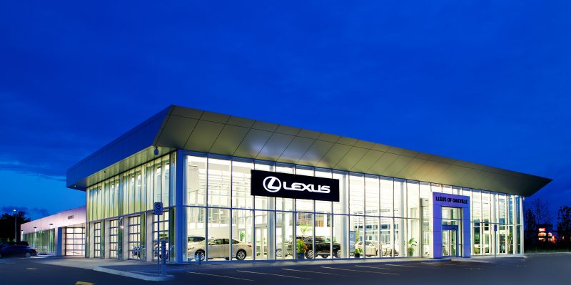 Lexus of Oakville celebrates 20 years