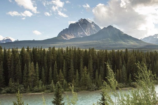 The Rockies by Rail: The Rocky Mountaineer luxury train, the ultimate way to see the mountains